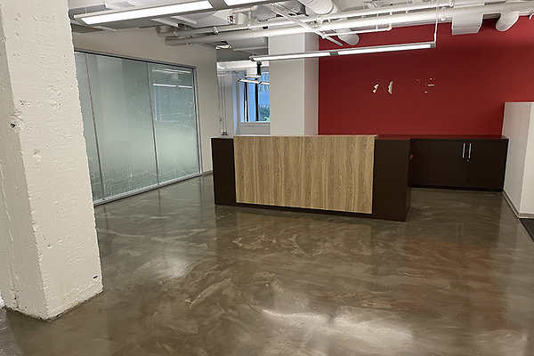 617W7th304ste0001