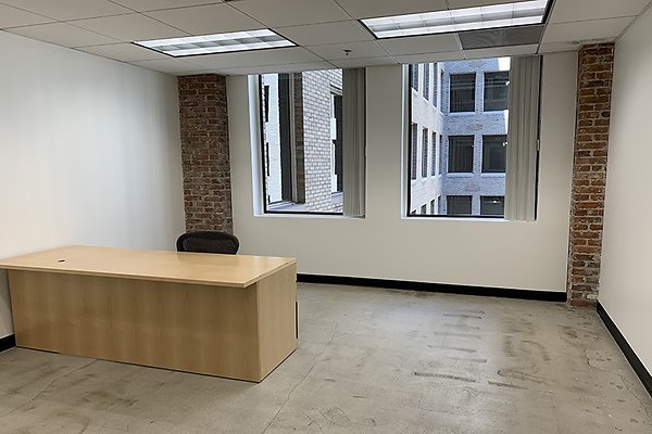 605Suite4596