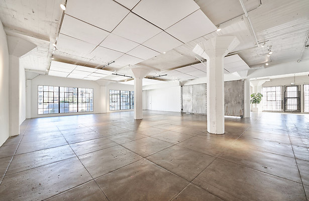 4thFloor CornerLoft 03
