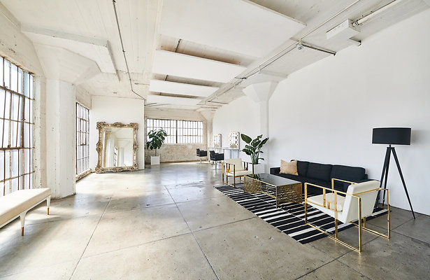 4thFloor GreyLoft 02