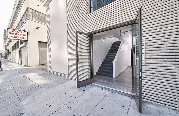 HudsonLoft Sidedoor 01