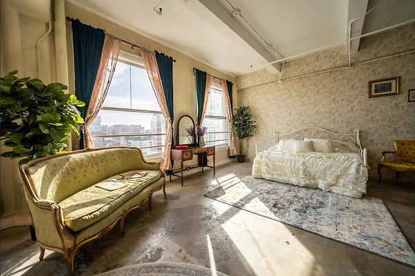 LA Loft 3 4