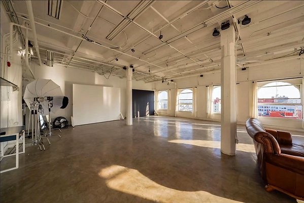 LA Loft 5 8