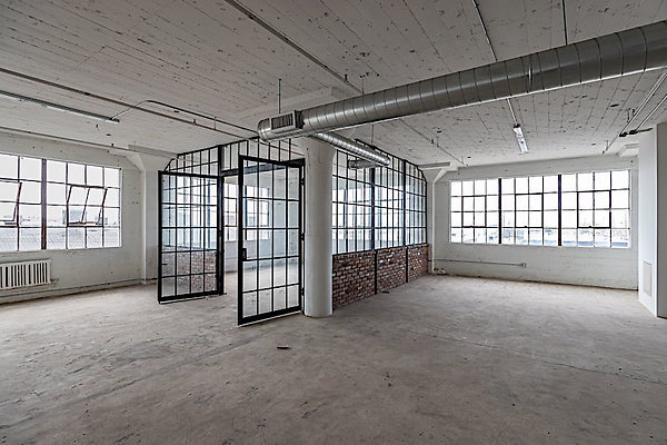 11487 warehouse 33