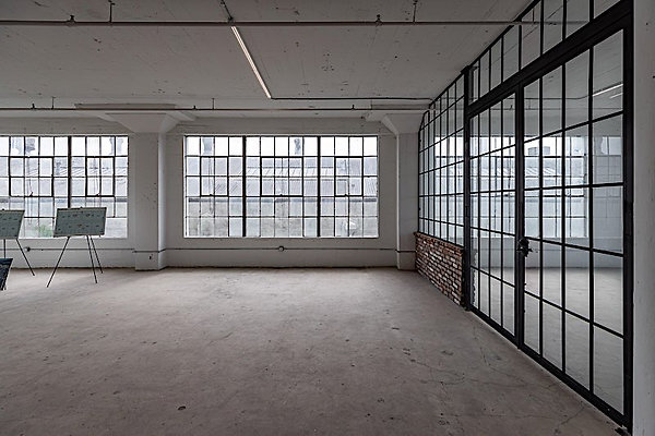 11487 warehouse 24
