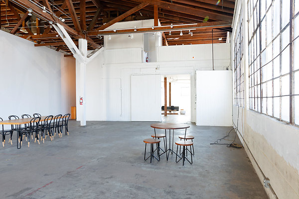 14002 dining 4
