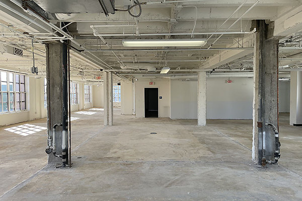 315-W 9th St - Locatiopn Portal