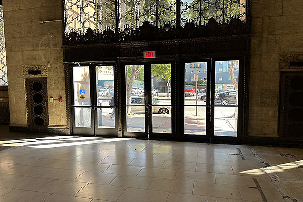 315W9th1681