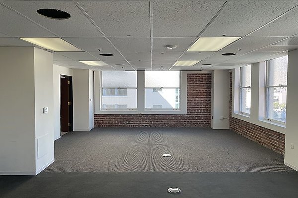 315W9th1001Ste0009