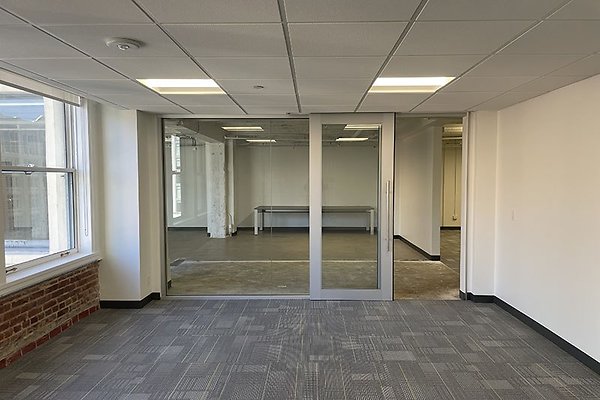 315W9th900Ste0011