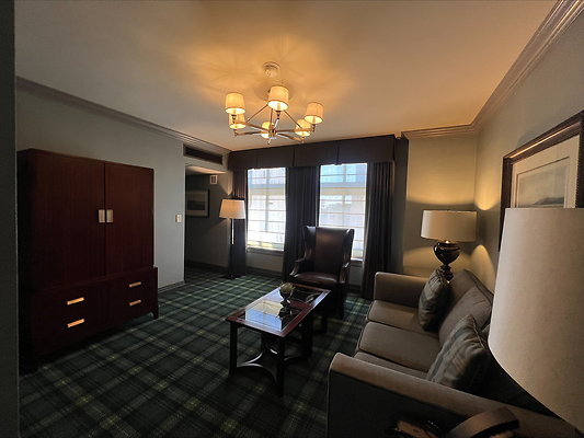 The Country Club Suite4