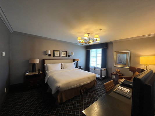 The Yacht Club Suite1